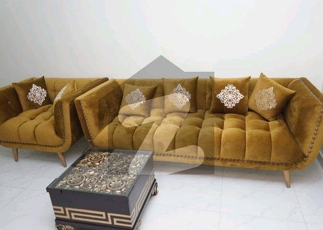 Ideal Flat In Lahore Available For Rs. 50000 Ideal Flat In Lahore Available For Rs. 50000