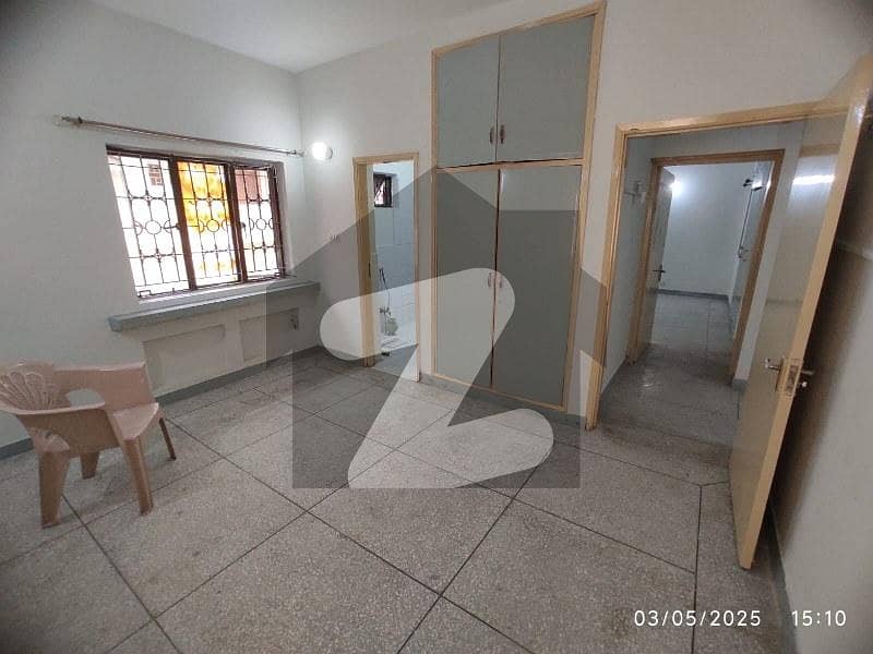 3 BED UUPER PORTION FOR RENT I-8 3 BED UUPER PORTION FOR RENT I-8