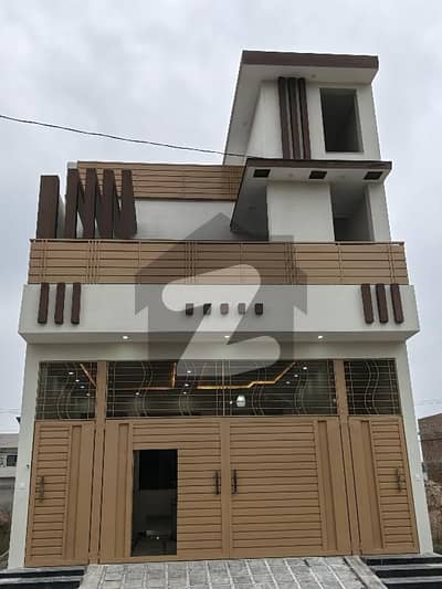ریگی ماڈل ٹاؤن فیز4 ۔ بلاک سی2 ریگی ماڈل ٹاؤن فیز 4,ریگی ماڈل ٹاؤن,پشاور میں 7 کمروں کا 5 مرلہ مکان 2.25 کروڑ میں برائے فروخت۔