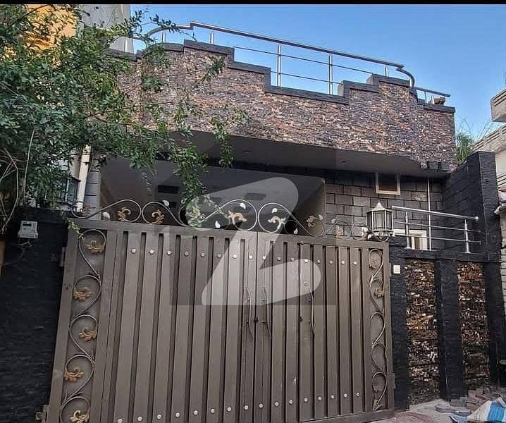 ڈیفنس روڈ راولپنڈی میں 2 کمروں کا 6 مرلہ مکان 1.05 کروڑ میں برائے فروخت۔ ڈیفنس روڈ راولپنڈی میں 2 کمروں کا 6 مرلہ مکان 1.05 کروڑ میں برائے فروخت۔