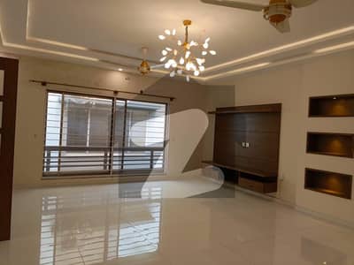 1 Kanal Brand New Luxury Upper Portion For Rent 1 Kanal Brand New Luxury Upper Portion For Rent