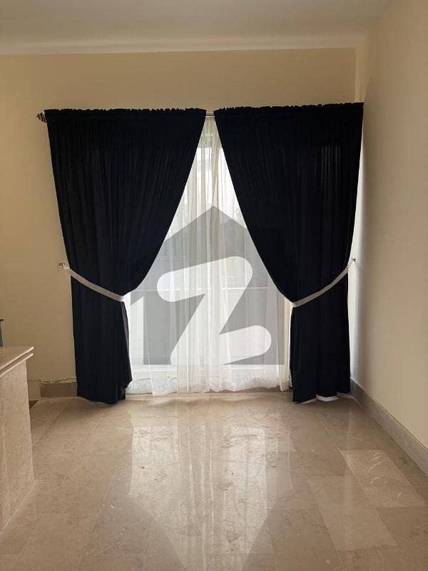 Beautiful house for rent main location with extra land