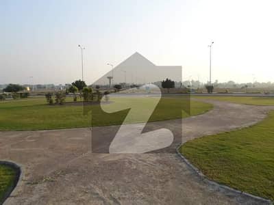 Good Location 11 Marla Plot For Sale On Bedian Road