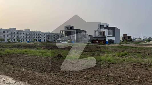 PLOT NO 205 FOR SALE IN G5 BLOCK BAHRIA ORCHARD PHASE 04.