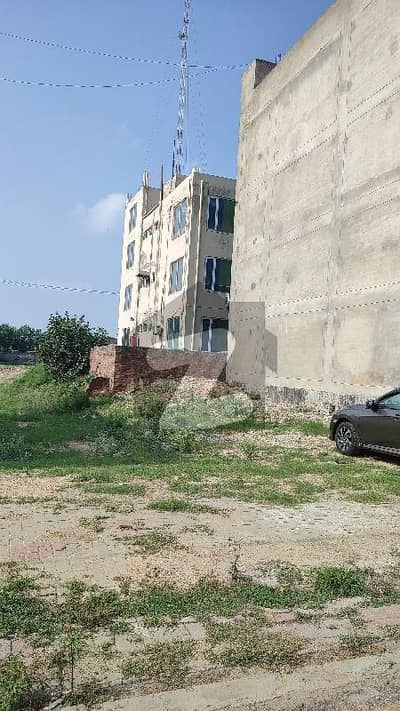 Stunning 4-Marla Broadway Commercial Plot for Sale in Paragon City