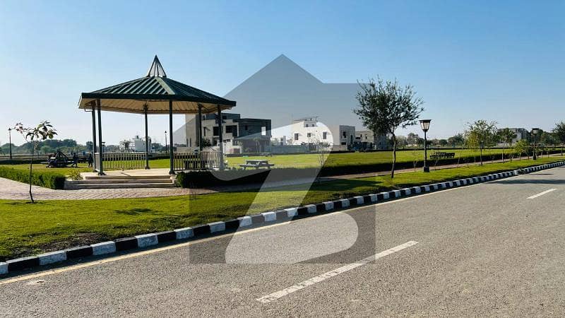 Facing Park 1 Kanal Hot Location Plot Available For Sale In Lake City Golf Estate 2 Facing Park 1 Kanal Hot Location Plot Available For Sale In Lake City Golf Estate 2