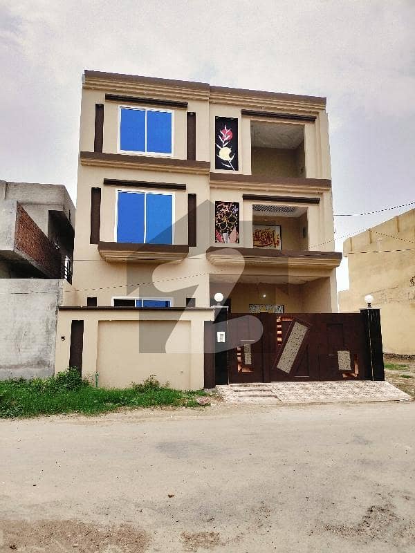 Beautiful Elevation 8 Marla premium location house