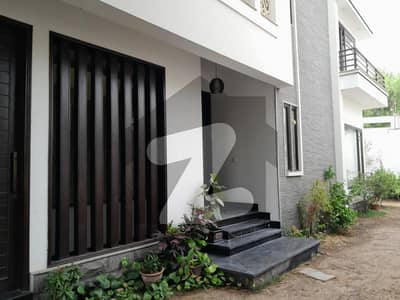 700 Sq. Yds. Slightly Used Proper 2-Unit Luxurious Bungalow With Basement & Pool For Rent Near DHA Office, DHA Phase 1
