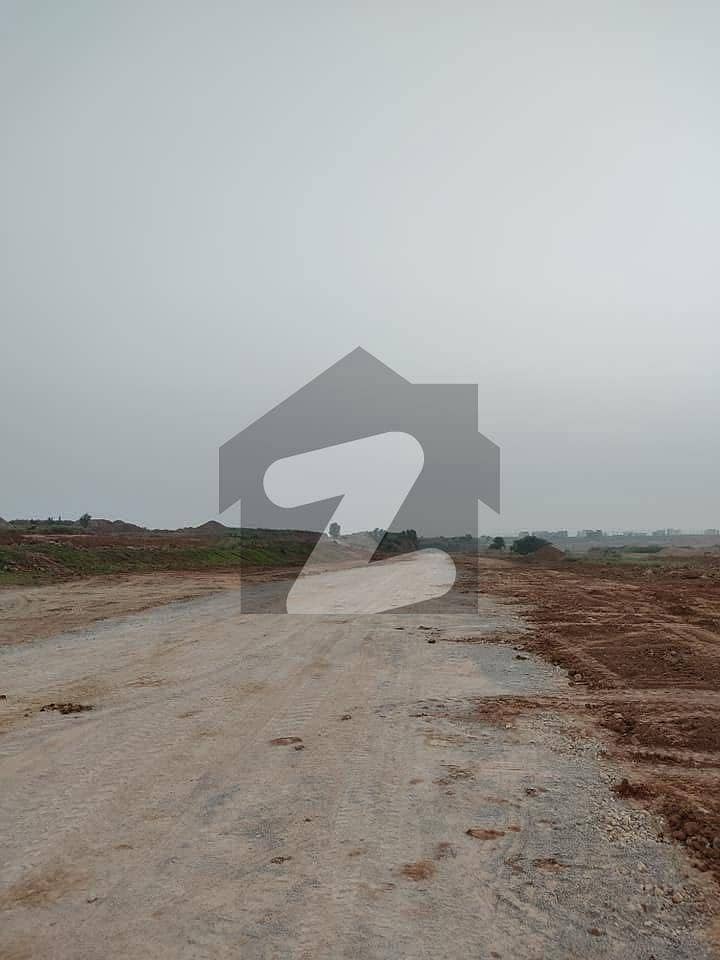 I-15-3 back open Extra land plot