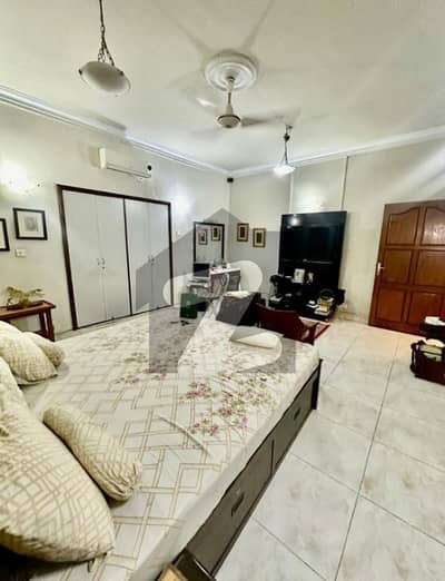 DHA 500 Yards Bungalow For Sell 6 Bedrooms Chance Deal DHA 500 Yards Bungalow For Sell 6 Bedrooms Chance Deal