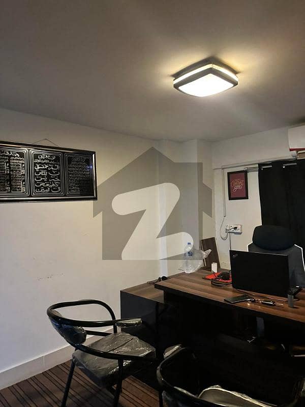 Ideal Silent Commercial Portion Prime Location Ideal Silent Commercial Portion Prime Location