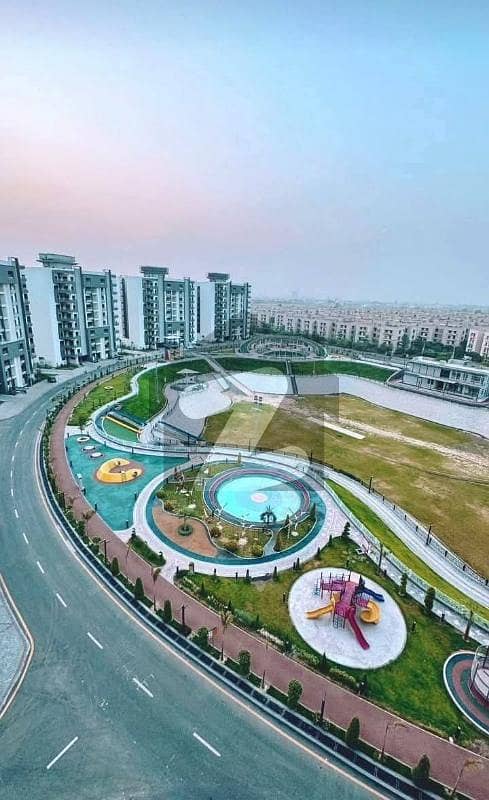 2 Side Facing Park 2 Side Facing Park