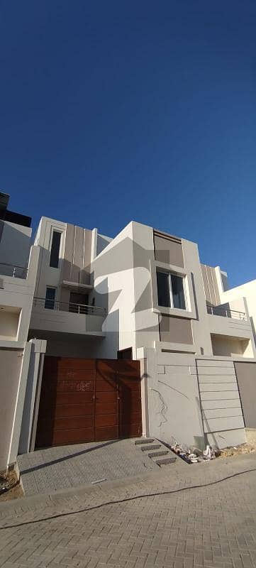 پام ولیج حیدرآباد بائی پاس,حیدر آباد میں 5 کمروں کا 8 مرلہ مکان 3.5 کروڑ میں برائے فروخت۔ پام ولیج حیدرآباد بائی پاس,حیدر آباد میں 5 کمروں کا 8 مرلہ مکان 3.5 کروڑ میں برائے فروخت۔
