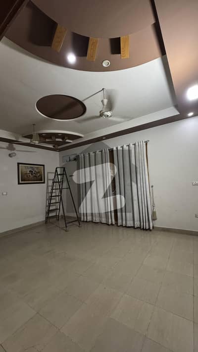 1 Kanal House With 1 Kanal Gardan
