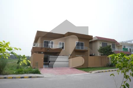 1 Kanal Luxury Fresh Houe Available For Rent in PHAF Officers Residencia, Islamabad 1 Kanal Luxury Fresh Houe Available For Rent in PHAF Officers Residencia, Islamabad