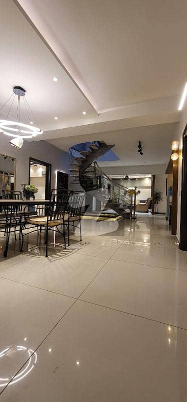 Spacious 600 Yards Bungalow for Silent Commercial Purpose"