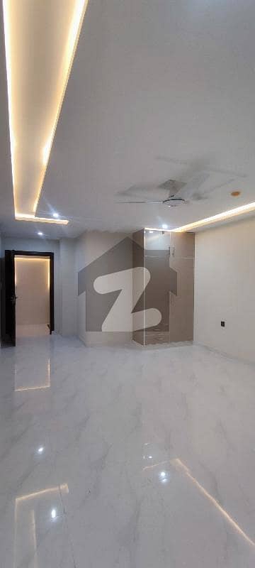 Brand new 3 bedrooms apartment available for rent