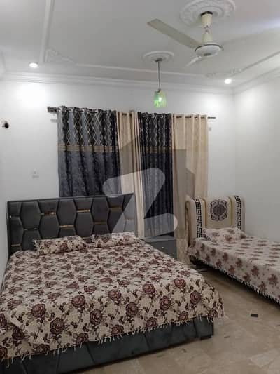 1 Room For rent in g. 13 only female