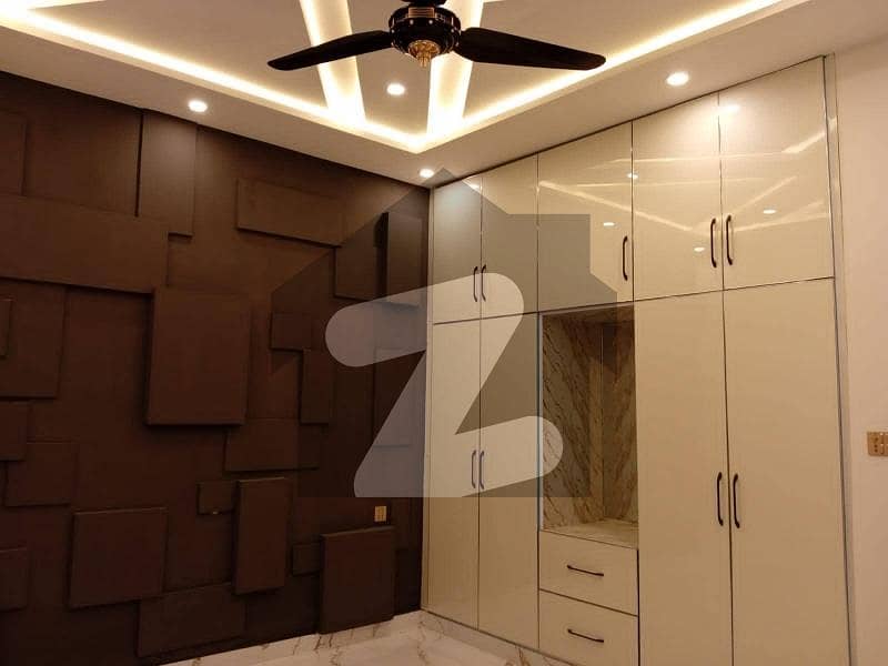 5 Marla Flat For rent In DC Colony 5 Marla Flat For rent In DC Colony