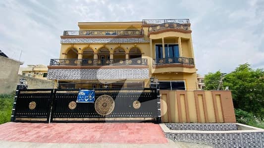 پی