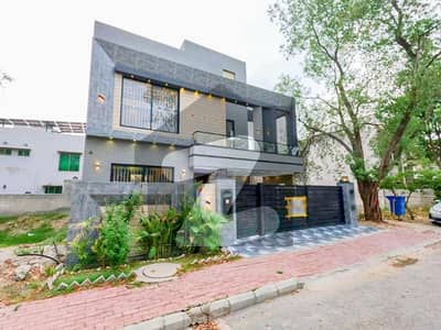 بحریہ ٹاؤن - اوورسیزبی بحریہ ٹاؤن اوورسیز انکلیو,بحریہ ٹاؤن,لاہور میں 3 کمروں کا 10 مرلہ مکان 3.1 کروڑ میں برائے فروخت۔ بحریہ ٹاؤن - اوورسیزبی بحریہ ٹاؤن اوورسیز انکلیو,بحریہ ٹاؤن,لاہور میں 3 کمروں کا 10 مرلہ مکان 3.1 کروڑ میں برائے فروخت۔