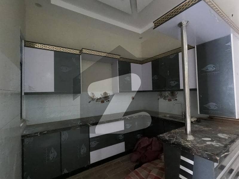Corner 200 Square Yards Lower Portion Ideally Situated In Gulistan-e-Jauhar - Block 14 Corner 200 Square Yards Lower Portion Ideally Situated In Gulistan-e-Jauhar - Block 14