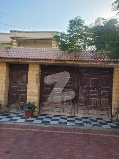 کلفٹن ۔ بلاک 4 کلفٹن,کراچی میں 4 کمروں کا 1 کنال مکان 15.0 کروڑ میں برائے فروخت۔