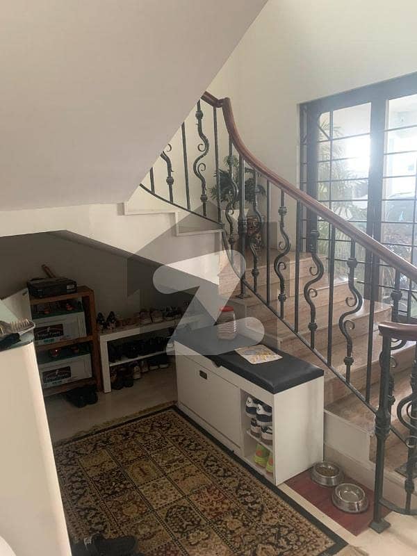 ای ۔ 11/2 ای ۔ 11,اسلام آباد میں 5 کمروں کا 16 مرلہ مکان 13.5 کروڑ میں برائے فروخت۔ ای ۔ 11/2 ای ۔ 11,اسلام آباد میں 5 کمروں کا 16 مرلہ مکان 13.5 کروڑ میں برائے فروخت۔