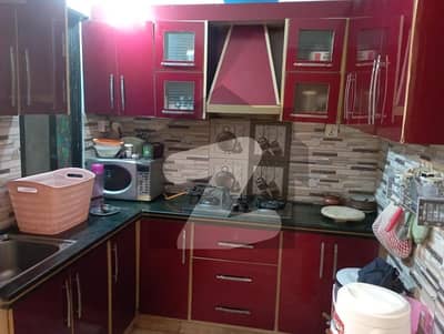 Stunning Prime Location 1100 Square Feet Flat In Bukhari Commercial Area Available