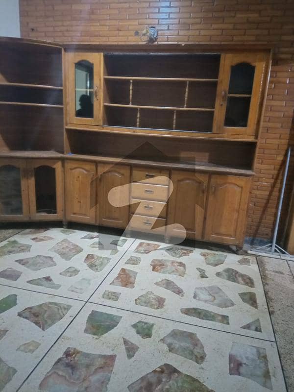 Ground floor portion for rent in I-10/4. Ground floor portion for rent in I-10/4.