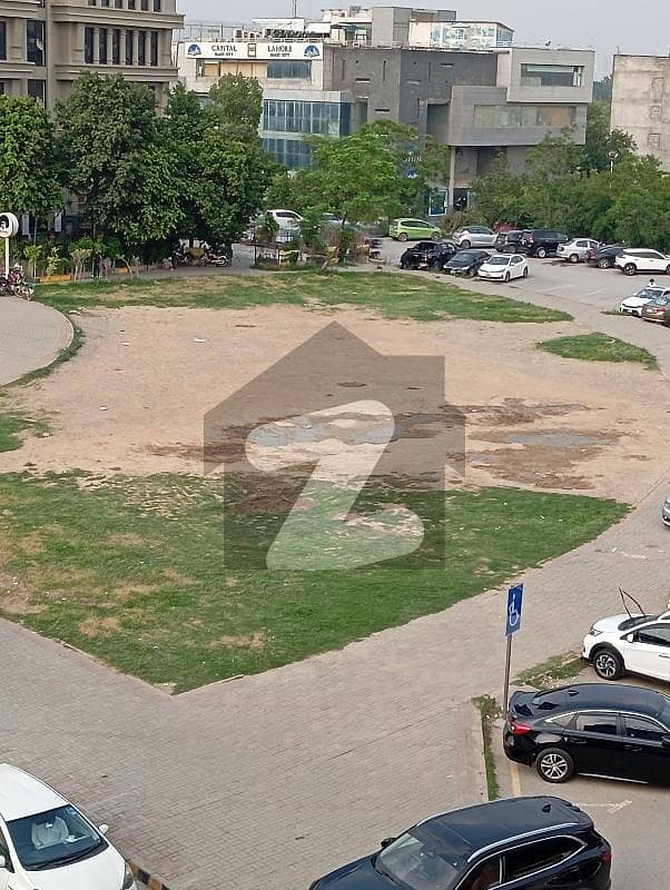 ڈی ۔ 12 مرکز ڈی ۔ 12,اسلام آباد میں 1 کنال کمرشل پلاٹ 13.0 ارب میں برائے فروخت۔