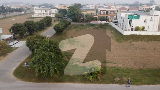 5 Marla Super Hot Location Possession Plot No-2260 DHA 9 Prism