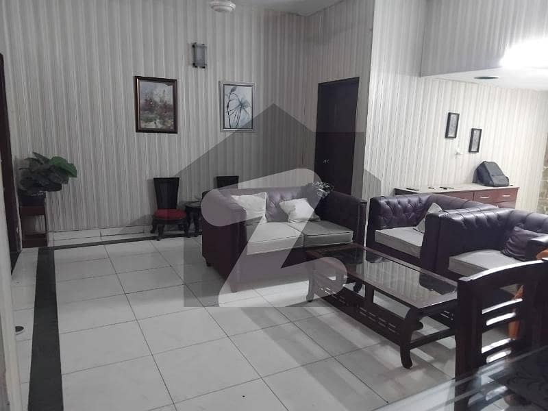 300 Yard Banglow For Rent 300 Yard Banglow For Rent