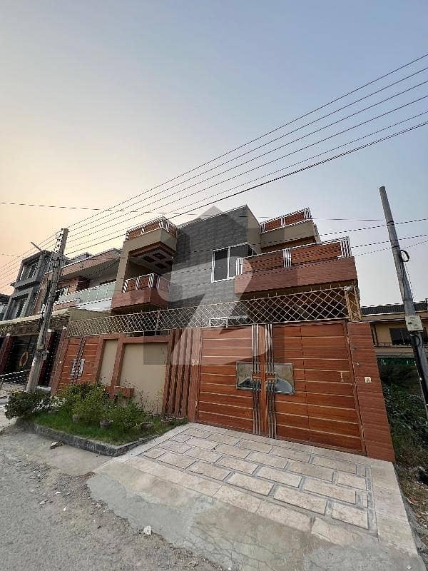 حیات آباد فیز 6 حیات آباد,پشاور میں 10 کمروں کا 10 مرلہ مکان 6.2 کروڑ میں برائے فروخت۔ حیات آباد فیز 6 حیات آباد,پشاور میں 10 کمروں کا 10 مرلہ مکان 6.2 کروڑ میں برائے فروخت۔