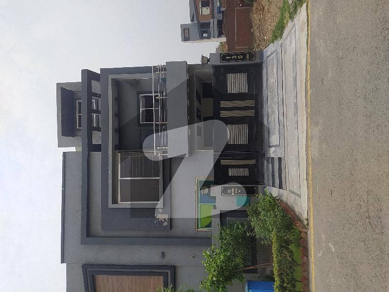 5 Marla House available for rent 5 Marla House available for rent