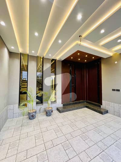 7 marla brand new house park facing location 4 bedroom attached bath 2 tv lounge 2 kitchen 1 big drawing room 1 store big car porch 7 marla brand new house park facing location 4 bedroom attached bath 2 tv lounge 2 kitchen 1 big drawing room 1 store big car porch