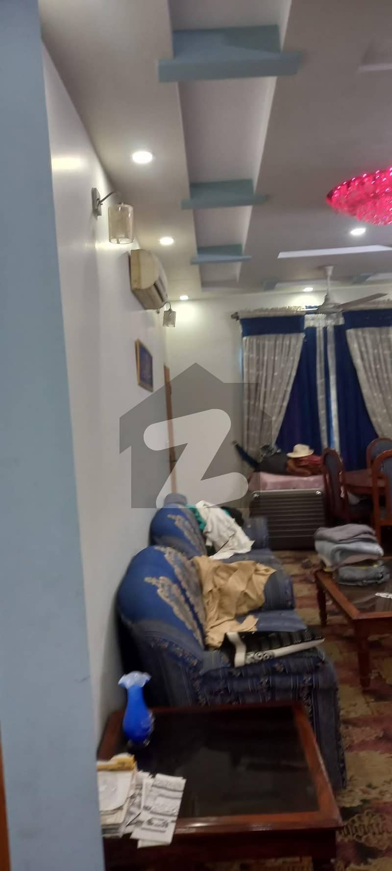 Spacious 8 Marla House Available For Sale In Samanabad