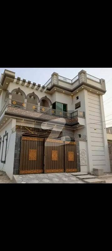 زکریا ٹاؤن ملتان میں 3 کمروں کا 4 مرلہ مکان 1.25 کروڑ میں برائے فروخت۔
