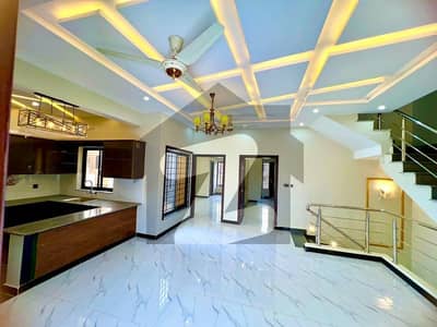 8 MARLA BRAND NEW HOUSE FOR SALE MULTI F-17 ISLAMABAD ALL FACILITY AVAILABLE CDA APPROVED SETOR MPCHS