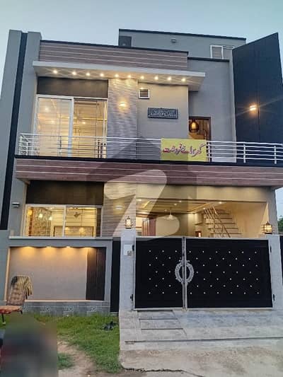 ایڈن بولیوارڈ ہاؤسنگ سکیم کالج روڈ,لاہور میں 5 کمروں کا 5 مرلہ مکان 1.9 کروڑ میں برائے فروخت۔