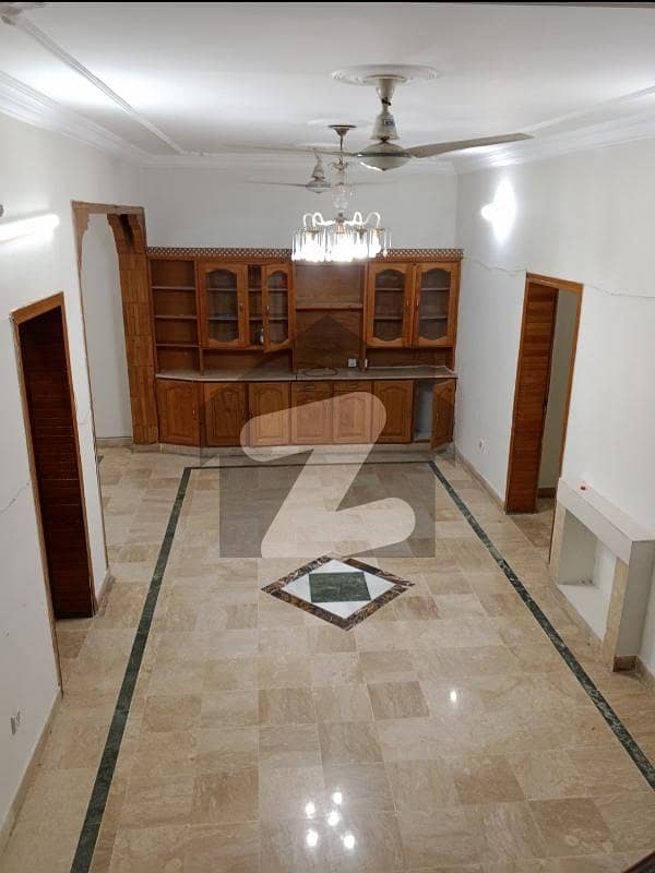 Upper Portion For Rent Upper Portion For Rent