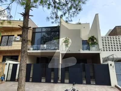 Demolishable House Is Available For Sale