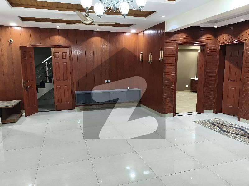 Upper Portion Of 13 Marla In G-9 For rent Upper Portion Of 13 Marla In G-9 For rent