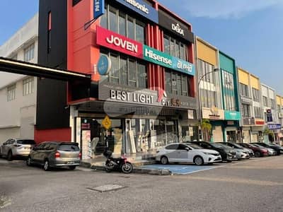 Shop Available For Rent