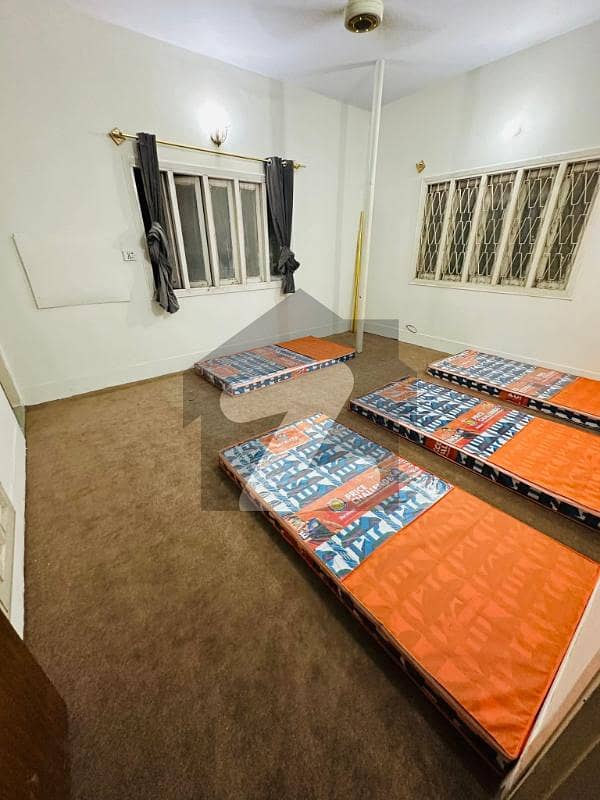 Males Hostel Room Available For Rent Males Hostel Room Available For Rent