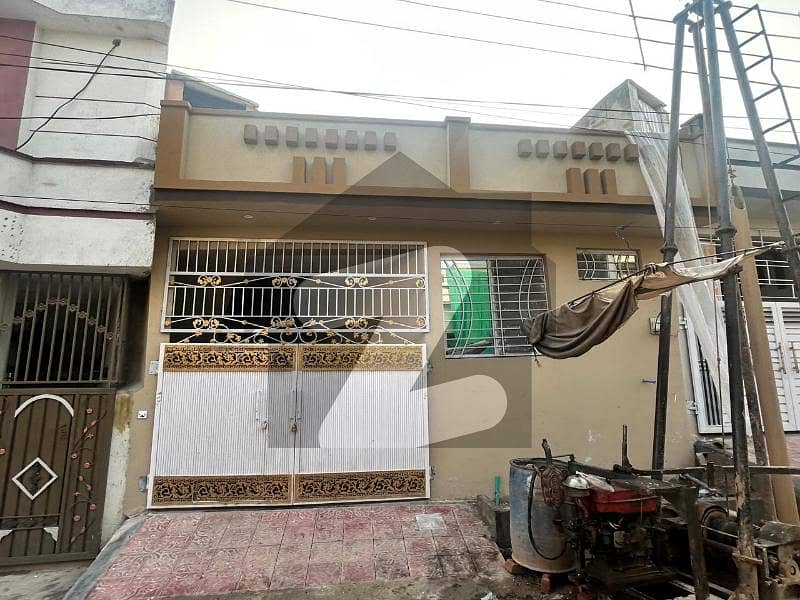 ثمر زر ہاؤسنگ سوسائٹی راولپنڈی میں 2 کمروں کا 5 مرلہ مکان 75.0 لاکھ میں برائے فروخت۔ ثمر زر ہاؤسنگ سوسائٹی راولپنڈی میں 2 کمروں کا 5 مرلہ مکان 75.0 لاکھ میں برائے فروخت۔