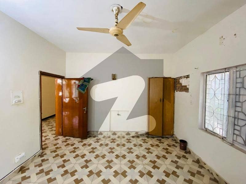 Spacious House For Rent In F-7 Islamabad