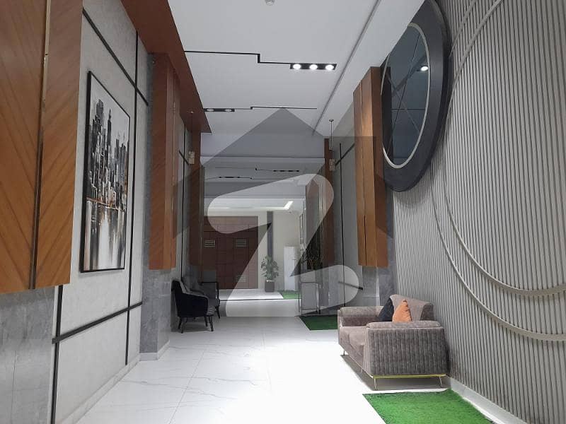 Main Bahadurabad Office on Sell