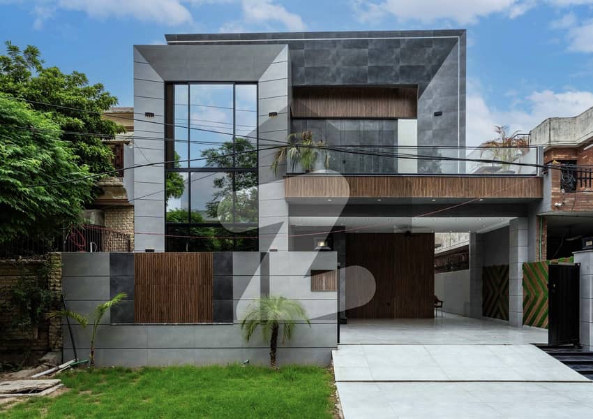 Modern House In DHA Phase 3 Modern House In DHA Phase 3