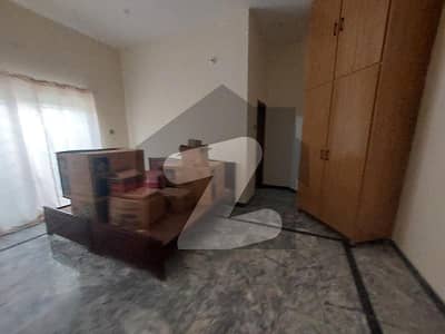 10 Marla House Available In Wapda Town Islamabad For sale